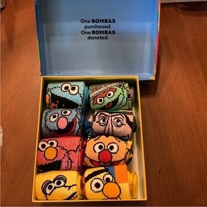 💛❤️💜 NEW in box Bombas x Sesame Street Collector’s Set